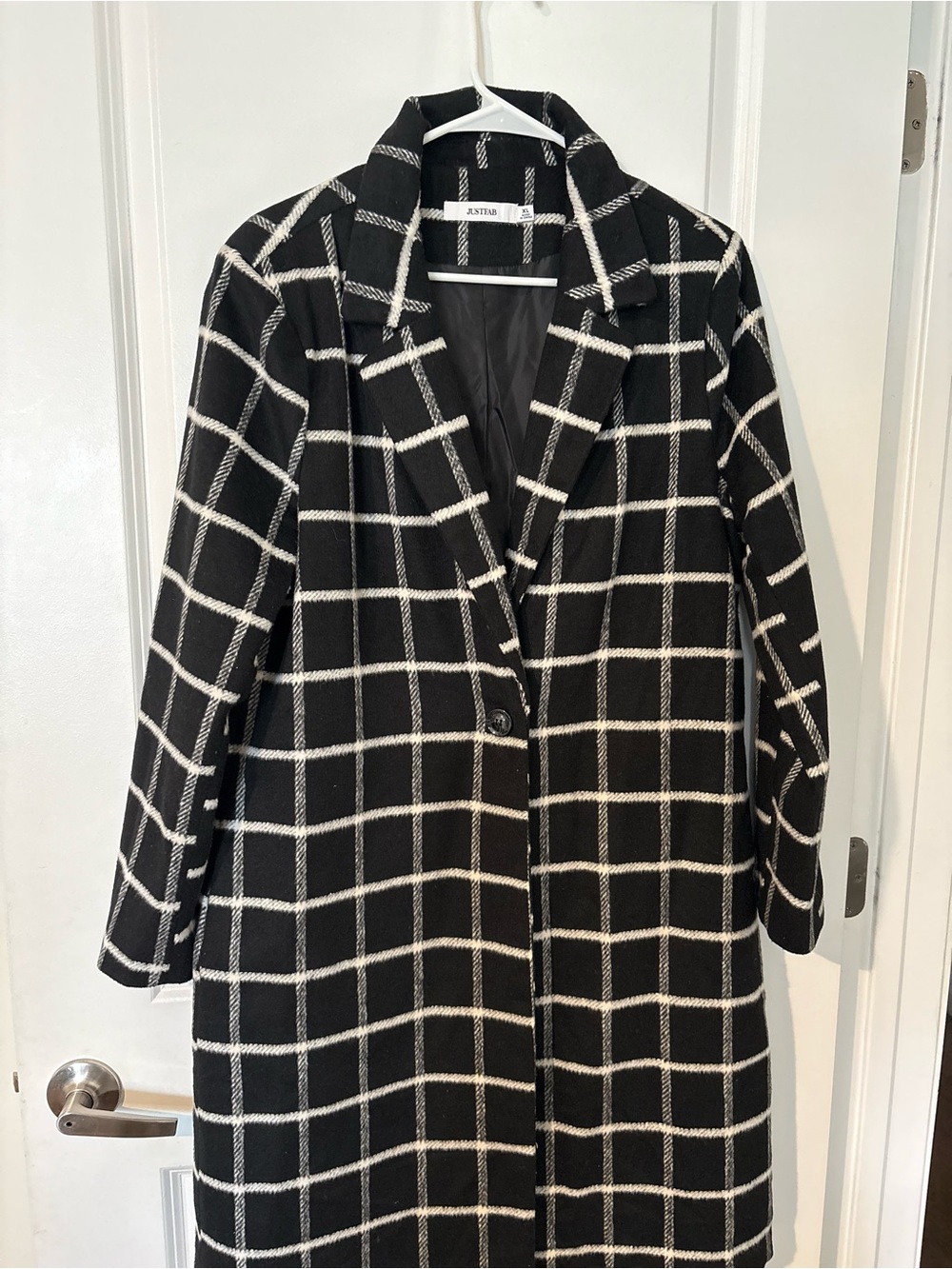 JustFab Black & White Windowpane Single-Button Trench Coat